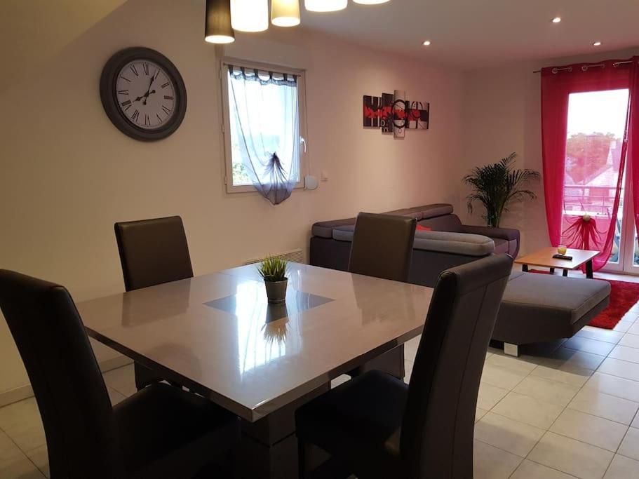 Logement Plein Centre De Plerin A Proximite Des Plages Et Des Commerces エクステリア 写真